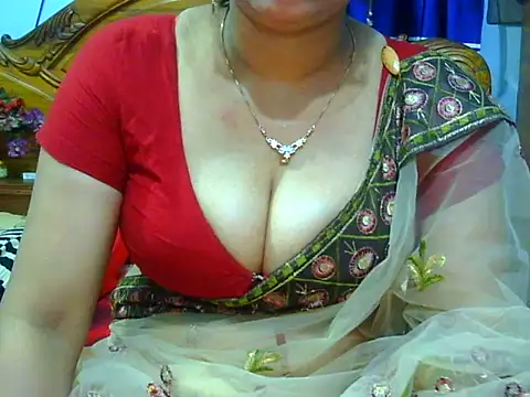 Horny_Doll24 webcam