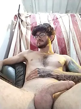 Loggan_donnelly webcam