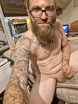 bearded_cross webcam
