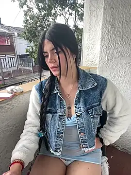 PamelaJonsom_ webcam