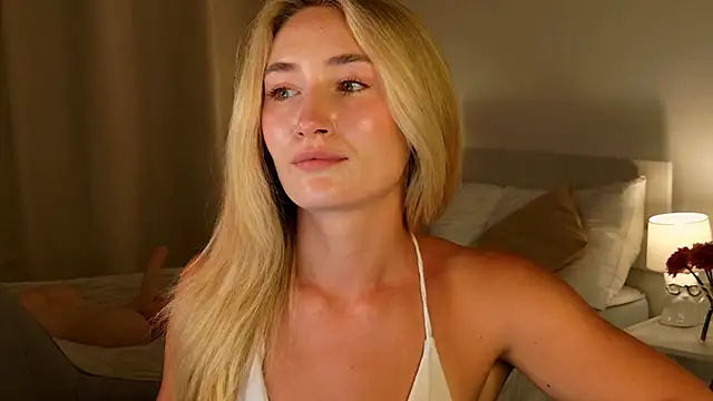 bella__rose webcam
