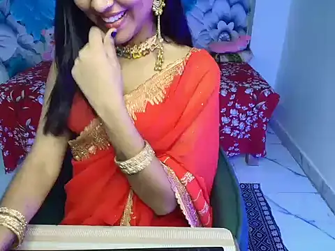 Hot-kavya live cam on StripChat
