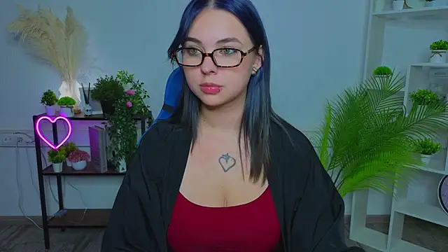 HollyFletcher live cam on StripChat