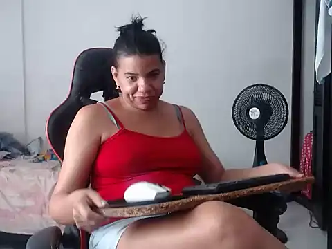 adriana_0312 - Adriana_0312's free webcam - UK Sex Cams