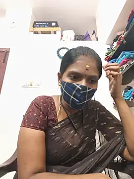 Tamil_Yalini12 live cam on StripChat