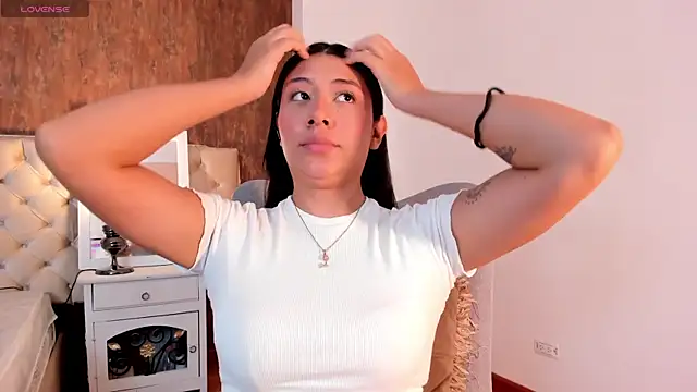MeryCoors live cam on StripChat