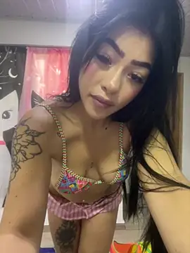 DAKOTA_SAKURA live cam on StripChat