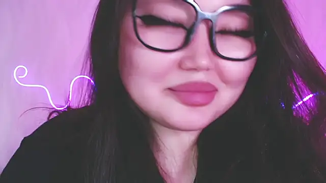 yourmermaidd live cam on StripChat