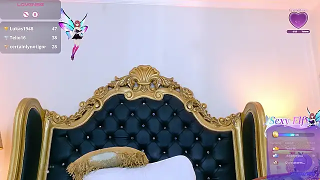 AdelinaVans webcam