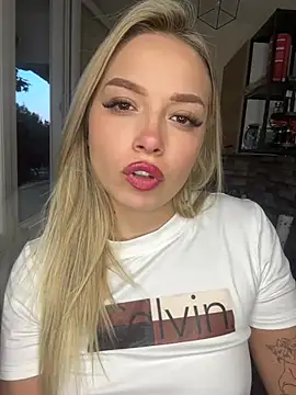 Ibolya_7 webcam