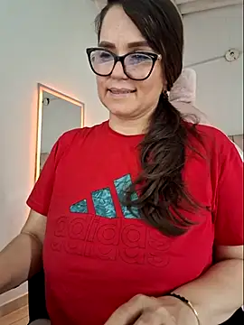 MariaPau_83 webcam
