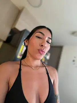 AshleyG_222 webcam