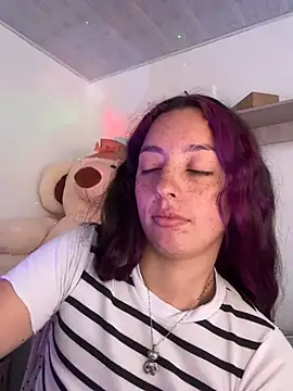 sadashi_moon_ofice webcam