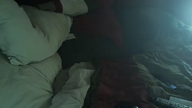 immikew1975 (M mature) - whatever