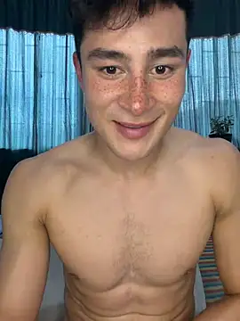 austinjones_ (M young) - 5 minutes of controlling my toy