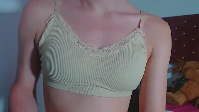 zoecyrus1 live cam on StripChat