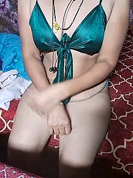 xbhuume (F milf) - nude show