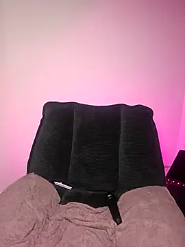 LovelyLucinda webcam