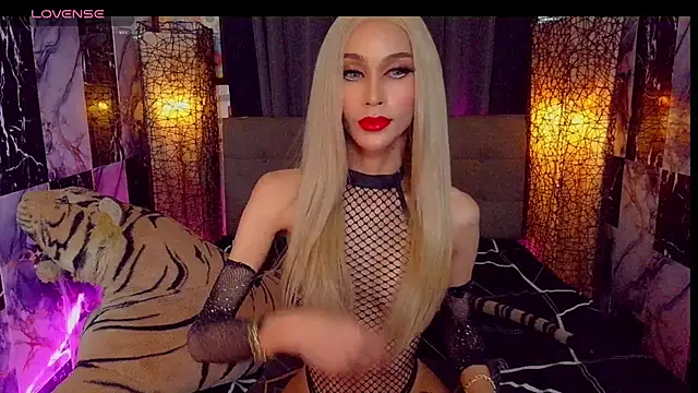 SeductiveSamanthaTS webcam