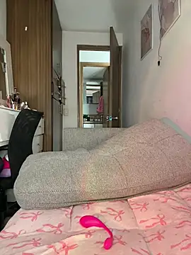 dulcelenns - DulceLenns's free webcam - UK Sex Cams