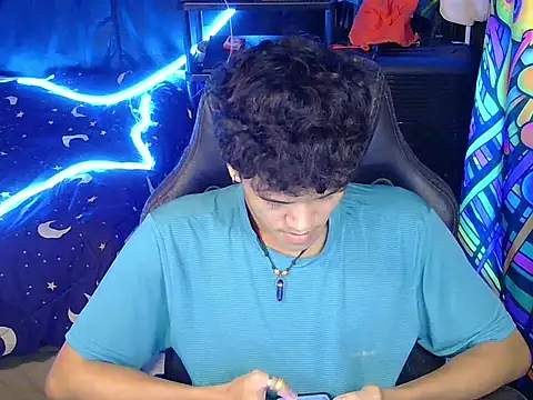 hugekenbigcock webcam
