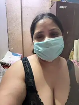 BarbieJasmine live cam on StripChat