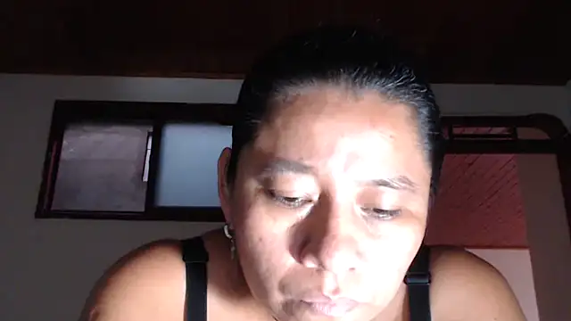 adrixxx38 live cam on StripChat
