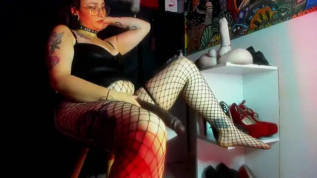 madame_ibby webcam