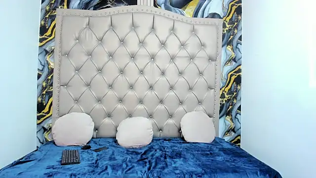 Charly_Smith1 webcam