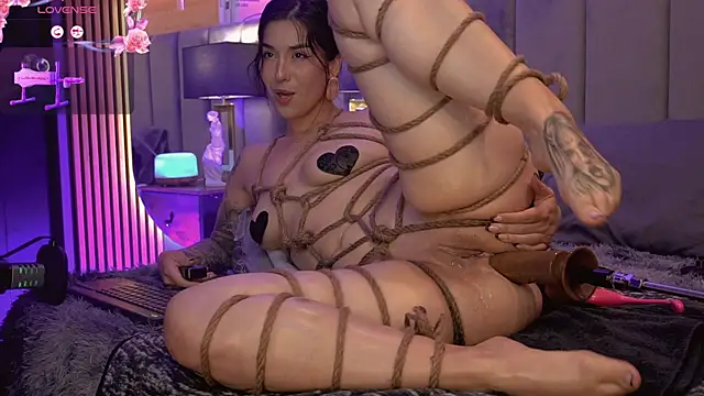 Angelina_Dior