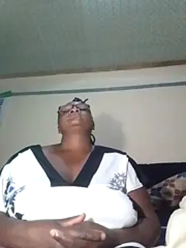 Ebonypearl2 webcam