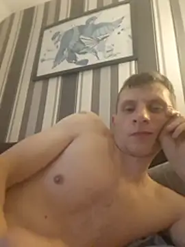 BigDmasked live cam on StripChat