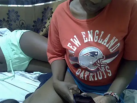 black_eebbony