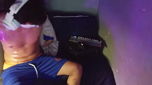 boyhigh1997 webcam