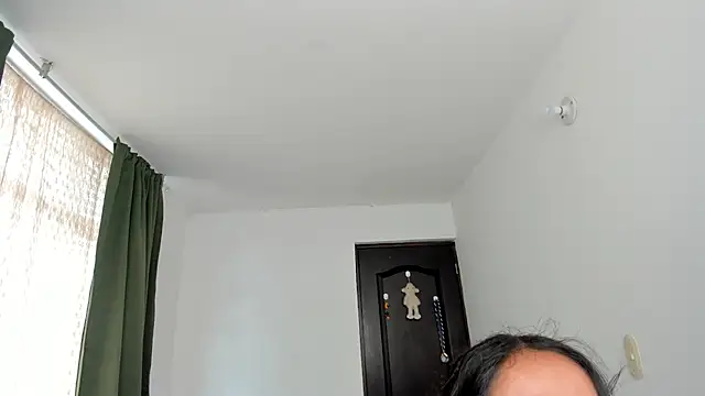Lucia_Fuster webcam