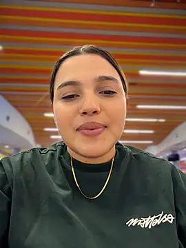 colibri_xxx (F young) - VIBES IN SECRET IN THE MALL