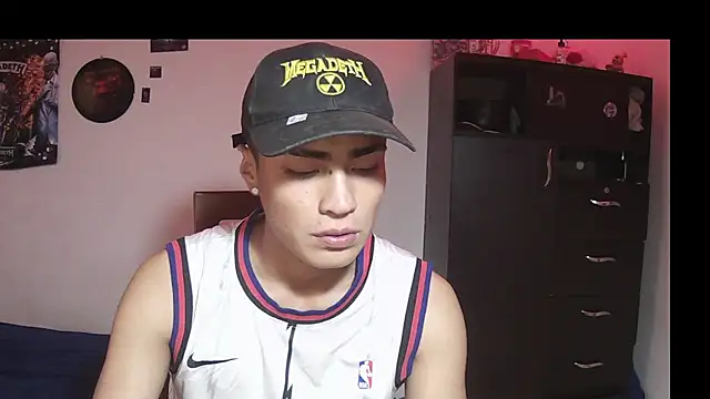 Fenix_hardcock live cam on StripChat