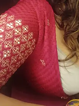 Aarna111 live sex cam