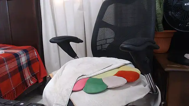 jenny_milf69 - Jenny_milf69's free webcam - UK Sex Cams