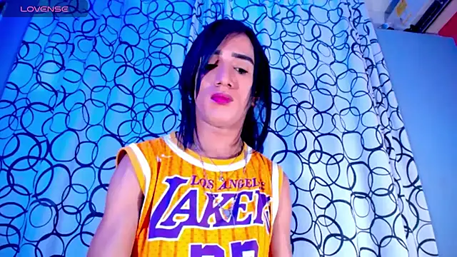 MariannaGotica live cam on StripChat