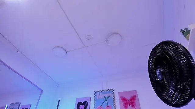 Sharon_Adamss webcam