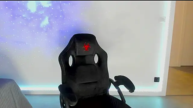 BadBoyVibes84 webcam