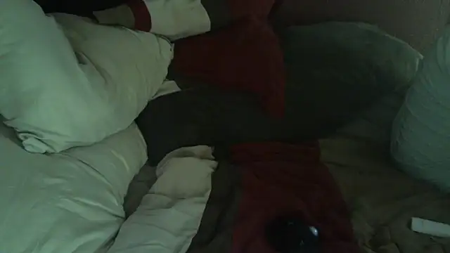 immikew1975 live cam on StripChat