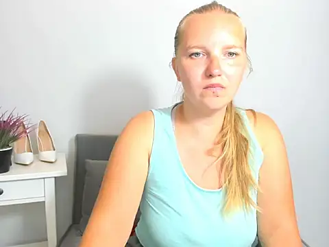 roseteacherx - RoseTeacherX's free webcam - UK Sex Cams