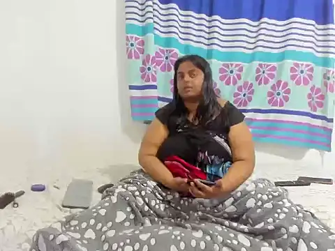 SusanaEshwar webcam