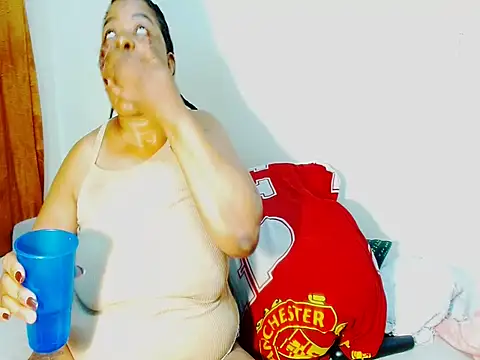 Love-Racheal75 webcam