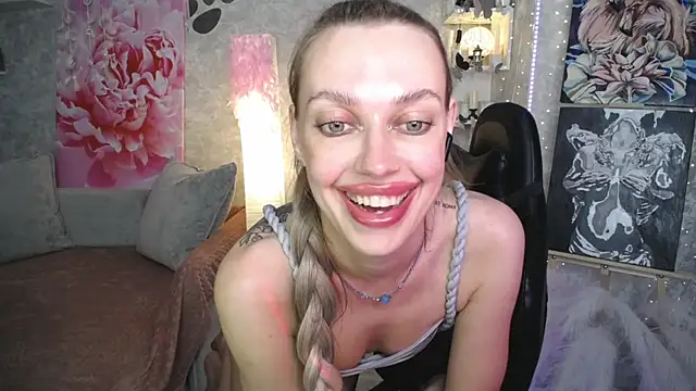 NickyAdamidi webcam
