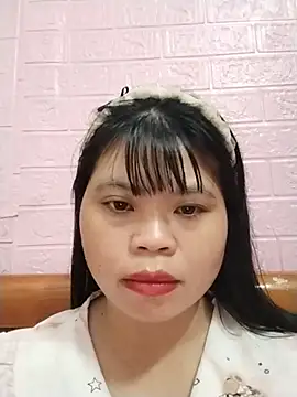 Xuka_lyss live cam on StripChat