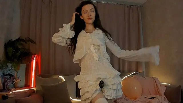 Bunnyblyy live cam on StripChat