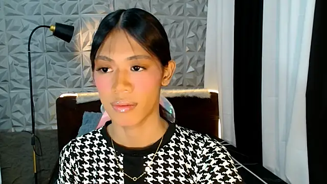 Velvet_Aurora webcam